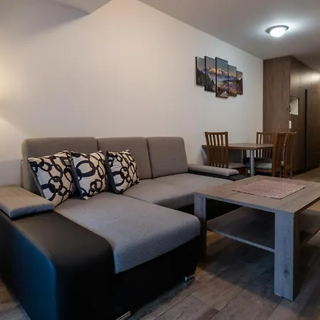 Tatrystay Armeria Apartment *